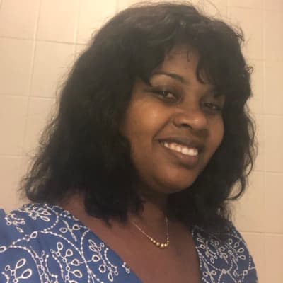 Professeure de mathématiques et de physique-chimie expérimentée